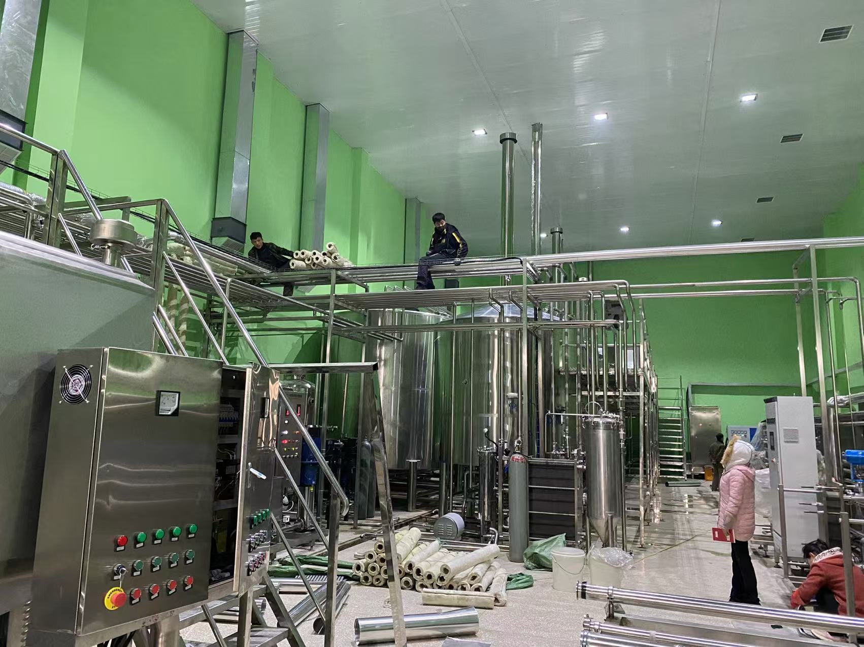 峨蔓镇精酿啤酒设备厂—精酿啤酒设备制造：传承工艺与创新科技的交融